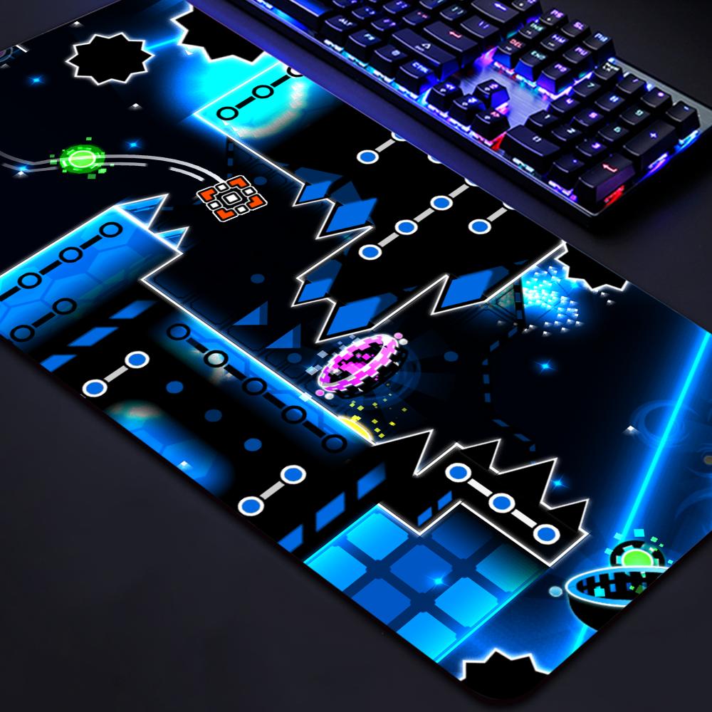 Alas Mouse Pad dasbor geometri - Kubb Game Yard ulasan dan harga